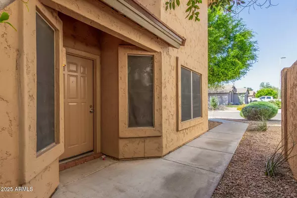 21621 N 48TH Place, Phoenix, AZ 85054