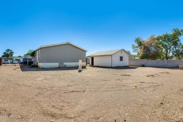 3840 W ABRAHAM Lane, Glendale, AZ 85308