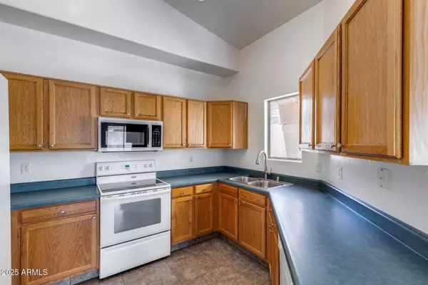 22225 N 29TH Drive, Phoenix, AZ 85027