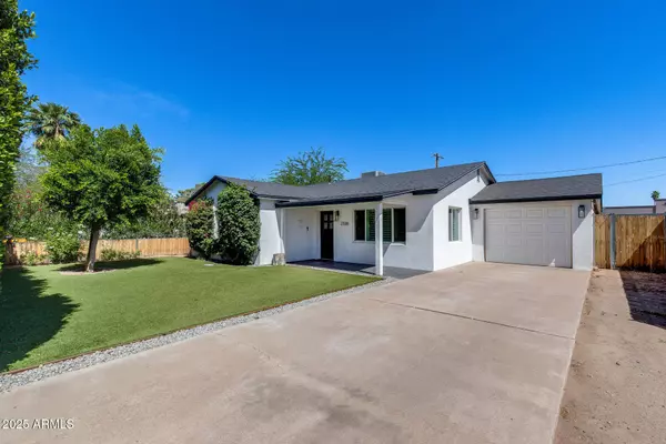 2336 E FLOWER Street, Phoenix, AZ 85016