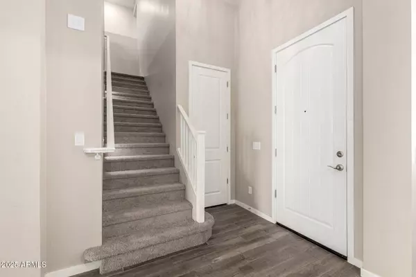 14045 W DESERT FLOWER Drive, Goodyear, AZ 85395