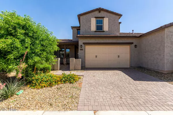 14045 W DESERT FLOWER Drive, Goodyear, AZ 85395