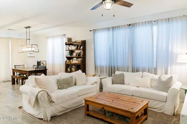 14344 W HACKAMORE Drive, Surprise, AZ 85387