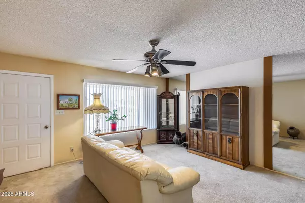 7210 W CARON Drive, Peoria, AZ 85345