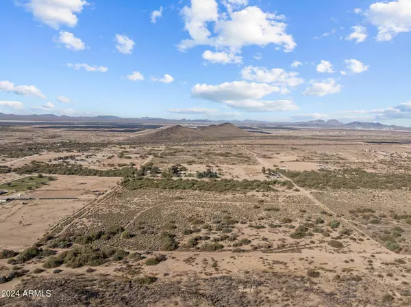 0 W Carver Road #Lot 1, Arlington, AZ 85322