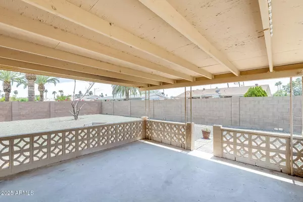 10607 W SALEM Drive, Sun City, AZ 85351