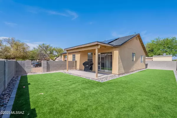 3796 E Talkalai Lake Place, Tucson, AZ 85706