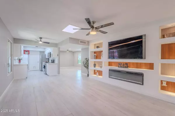 10644 W CAMPANA Drive, Sun City, AZ 85351