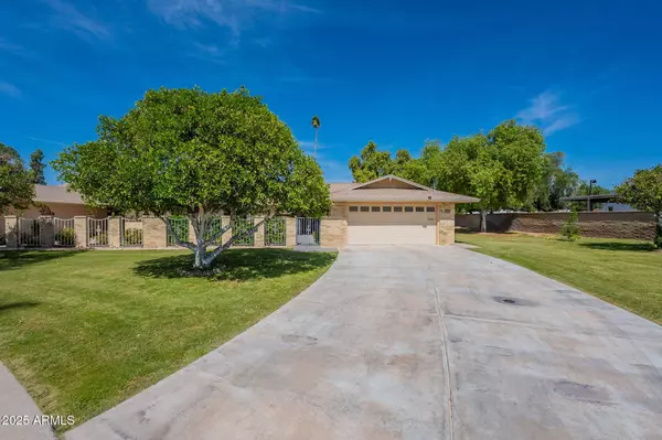10644 W CAMPANA Drive, Sun City, AZ 85351