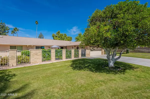 10644 W CAMPANA Drive, Sun City, AZ 85351