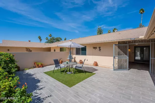 10644 W CAMPANA Drive, Sun City, AZ 85351