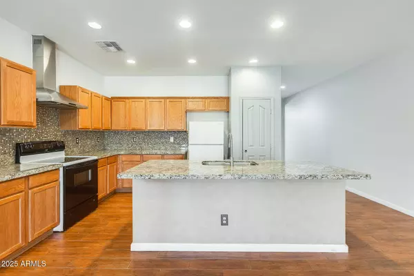 38125 W SANTA CLARA Avenue, Maricopa, AZ 85138