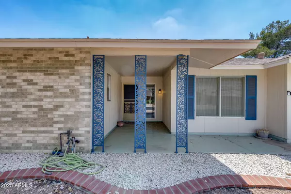 9839 W CEDAR Drive, Sun City, AZ 85351