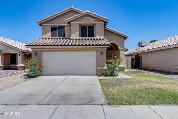 4948 W WIKIEUP Lane, Glendale, AZ 85308