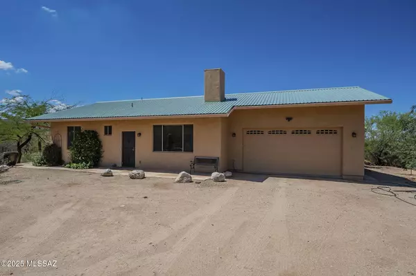 41453 E Cathy Lane, Marana, AZ 85658