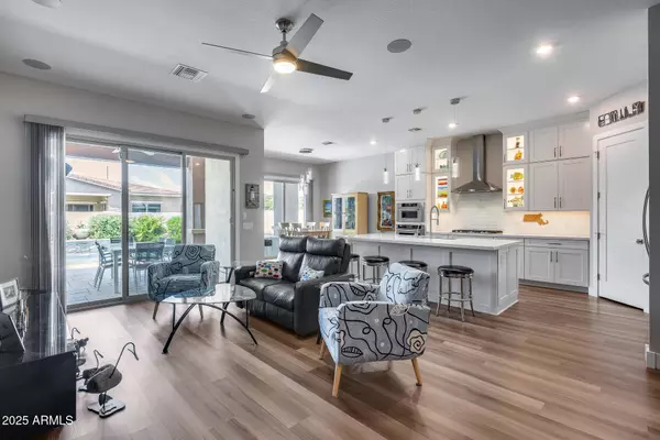 1202 E NOLAN Place, Chandler, AZ 85249