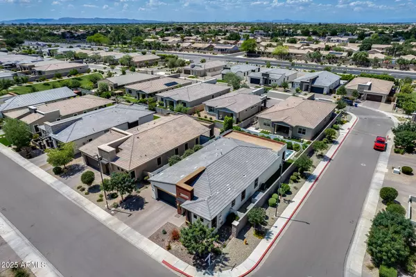 1202 E NOLAN Place, Chandler, AZ 85249