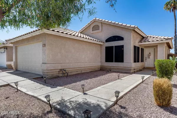 363 W BRUCE Avenue, Gilbert, AZ 85233