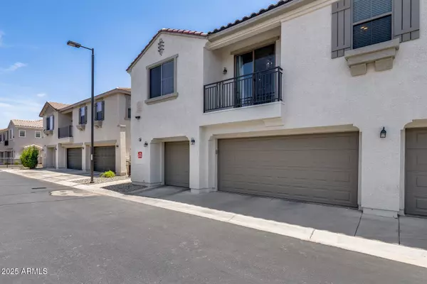 2941 E DARROW Street, Phoenix, AZ 85042