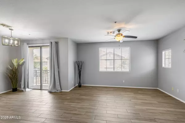 2941 E DARROW Street, Phoenix, AZ 85042