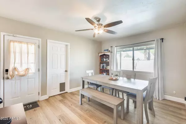 856 N EVERGREEN Street, Chandler, AZ 85225