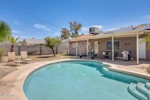 856 N EVERGREEN Street, Chandler, AZ 85225