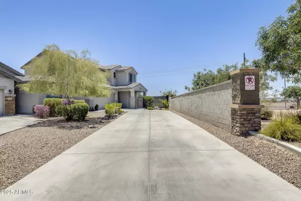 9805 W CARON Drive, Peoria, AZ 85345