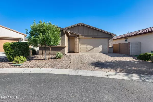 12211 W HIDE Trail, Peoria, AZ 85383