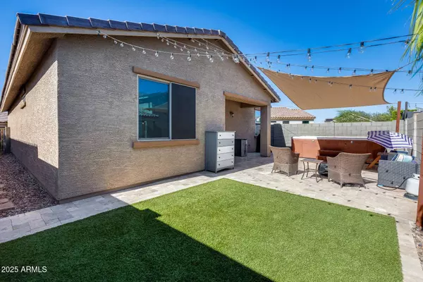 12211 W HIDE Trail, Peoria, AZ 85383