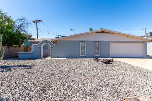 3811 W LOMA Lane, Phoenix, AZ 85051