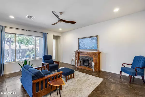 31332 N 137TH Lane, Peoria, AZ 85383