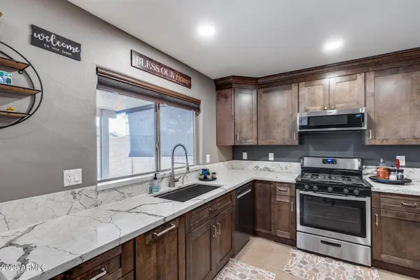 5238 W HUNTINGTON Drive, Laveen, AZ 85339