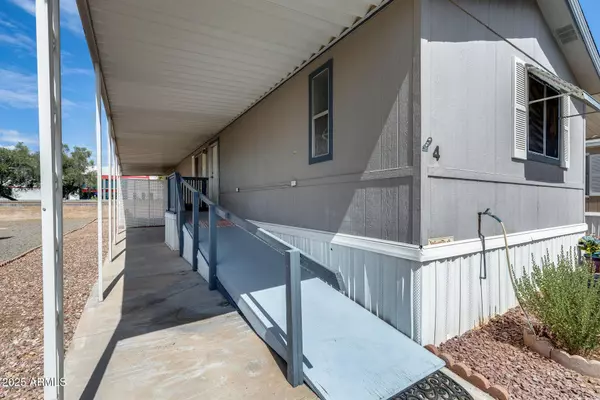 6227 N LITCHFIELD Road #4, Litchfield Park, AZ 85340