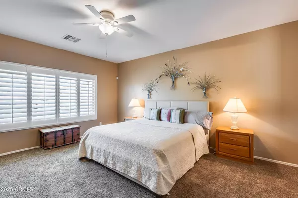 9952 W JESSIE Lane, Peoria, AZ 85383