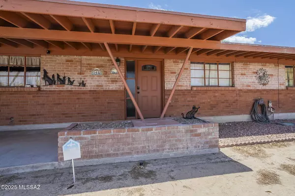 5452 E Rosewood Street, Tucson, AZ 85711