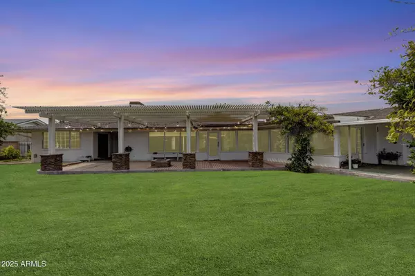 1834 E GLENCOVE Street, Mesa, AZ 85203