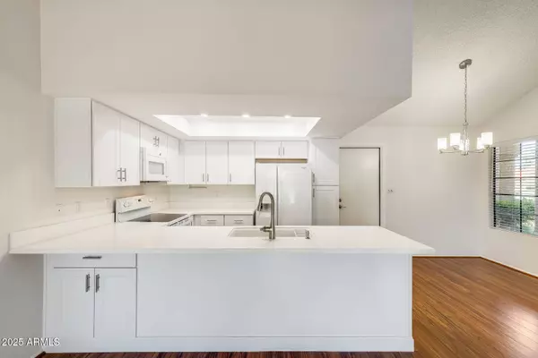 9141 E GELDING Drive, Scottsdale, AZ 85260