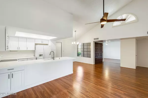 9141 E GELDING Drive, Scottsdale, AZ 85260