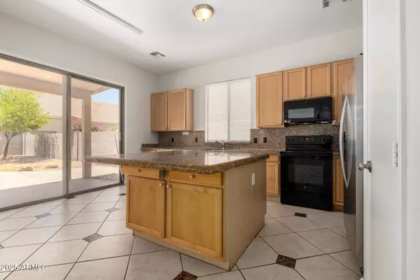 20616 N 8TH Street, Phoenix, AZ 85024