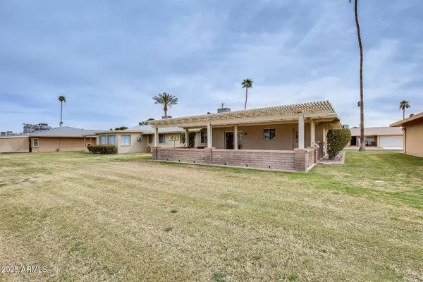 10816 W HATCHER Road, Sun City, AZ 85351