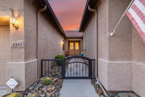 2341 W BRAMBLE BERRY Lane, Phoenix, AZ 85085