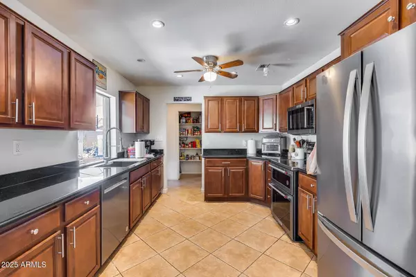 8345 N 50TH Drive, Glendale, AZ 85302