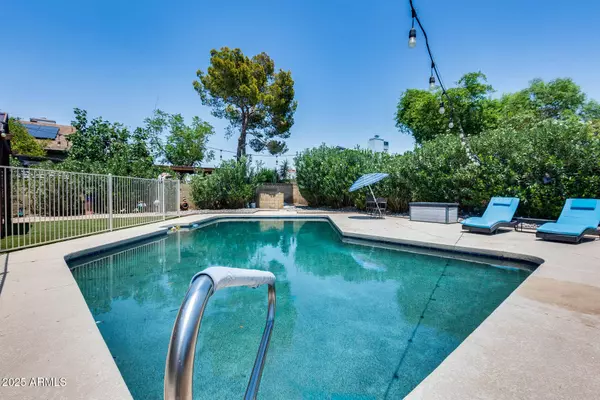 8345 N 50TH Drive, Glendale, AZ 85302