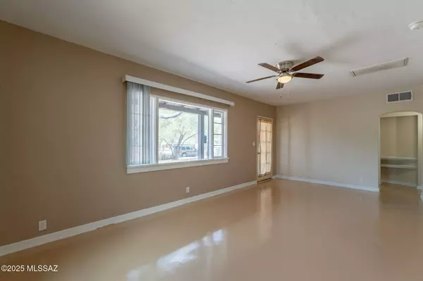 1229 N 4th Avenue, Tucson, AZ 85705