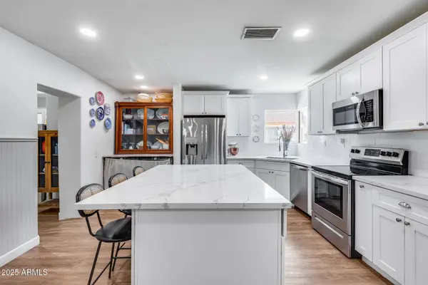 132 S TEMPLE Street, Mesa, AZ 85204