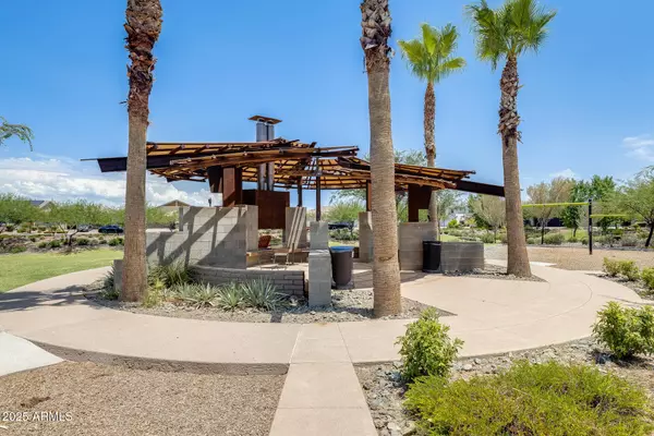 9660 E RED GIANT Drive, Mesa, AZ 85212