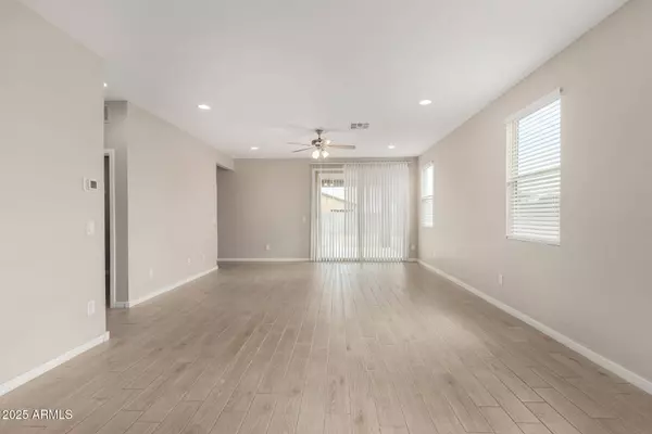 4337 E GALLOP Trail, San Tan Valley, AZ 85140