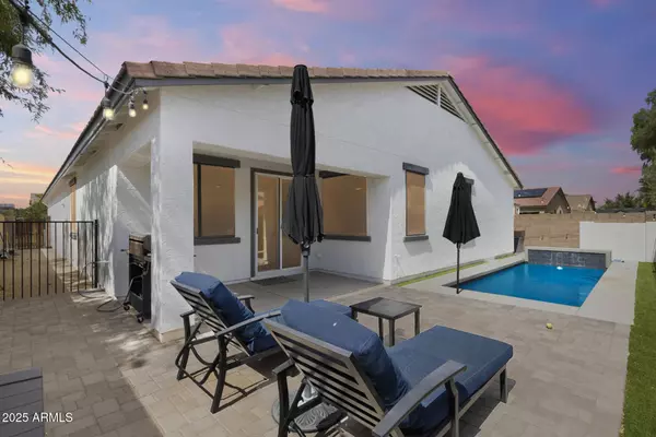 9183 W HEDGE HOG Place, Peoria, AZ 85383