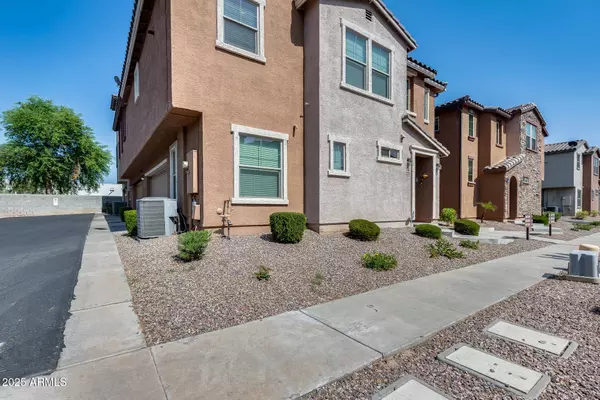 2039 N 77TH Drive, Phoenix, AZ 85035