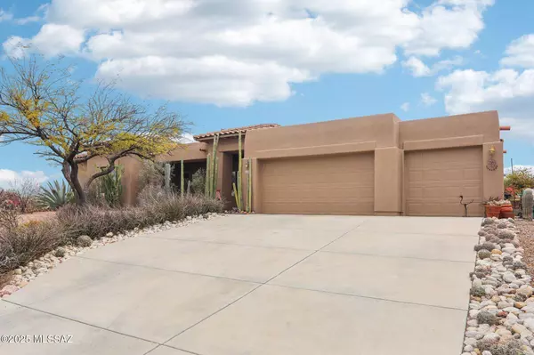 12388 N Washbed Drive, Oro Valley, AZ 85755